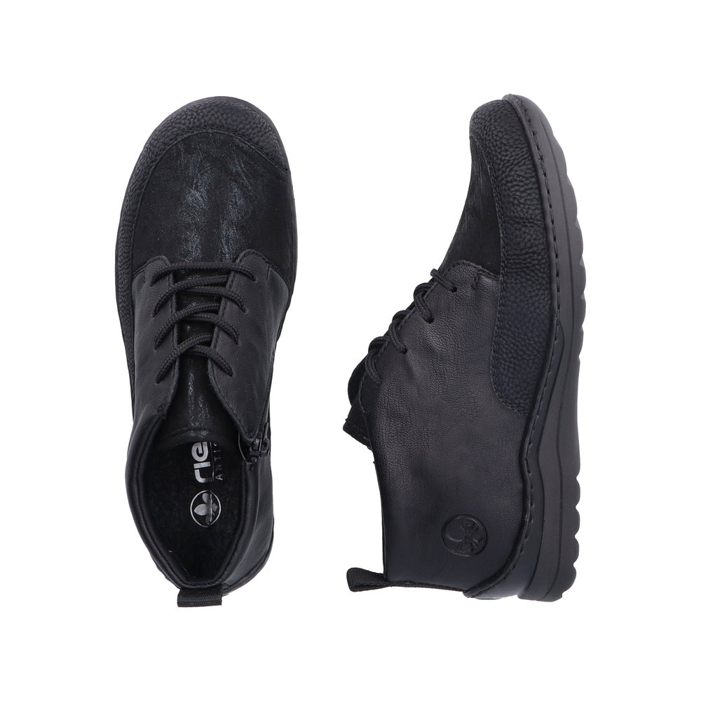 detail Dámská kotníková obuv Rieker 48922-00 černá