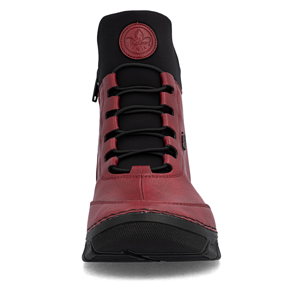 detail Dámská kotníková obuv Rieker 55069-35 červená