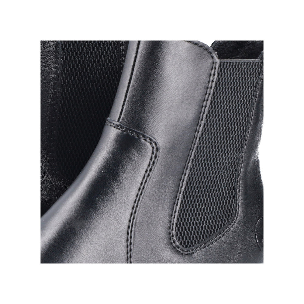 detail Dámská kotníková obuv Rieker 77674-00 černá