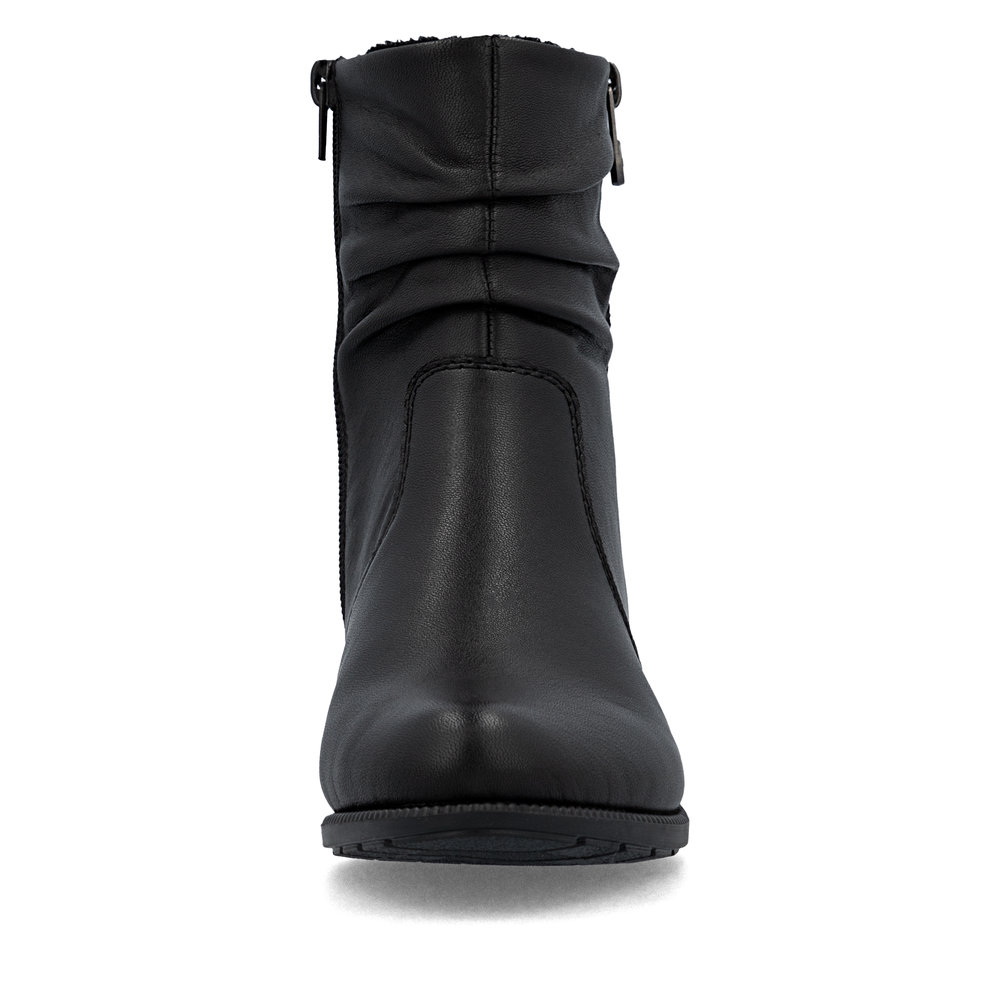 detail Dámská kožená kotníková obuv Rieker 78656-00 černá