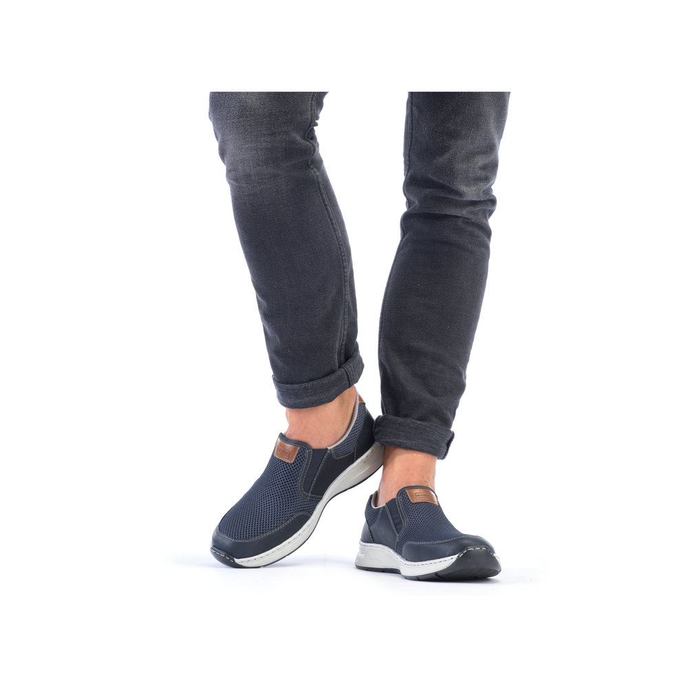 detail Pánské mokasíny Rieker 14363-14 modrá