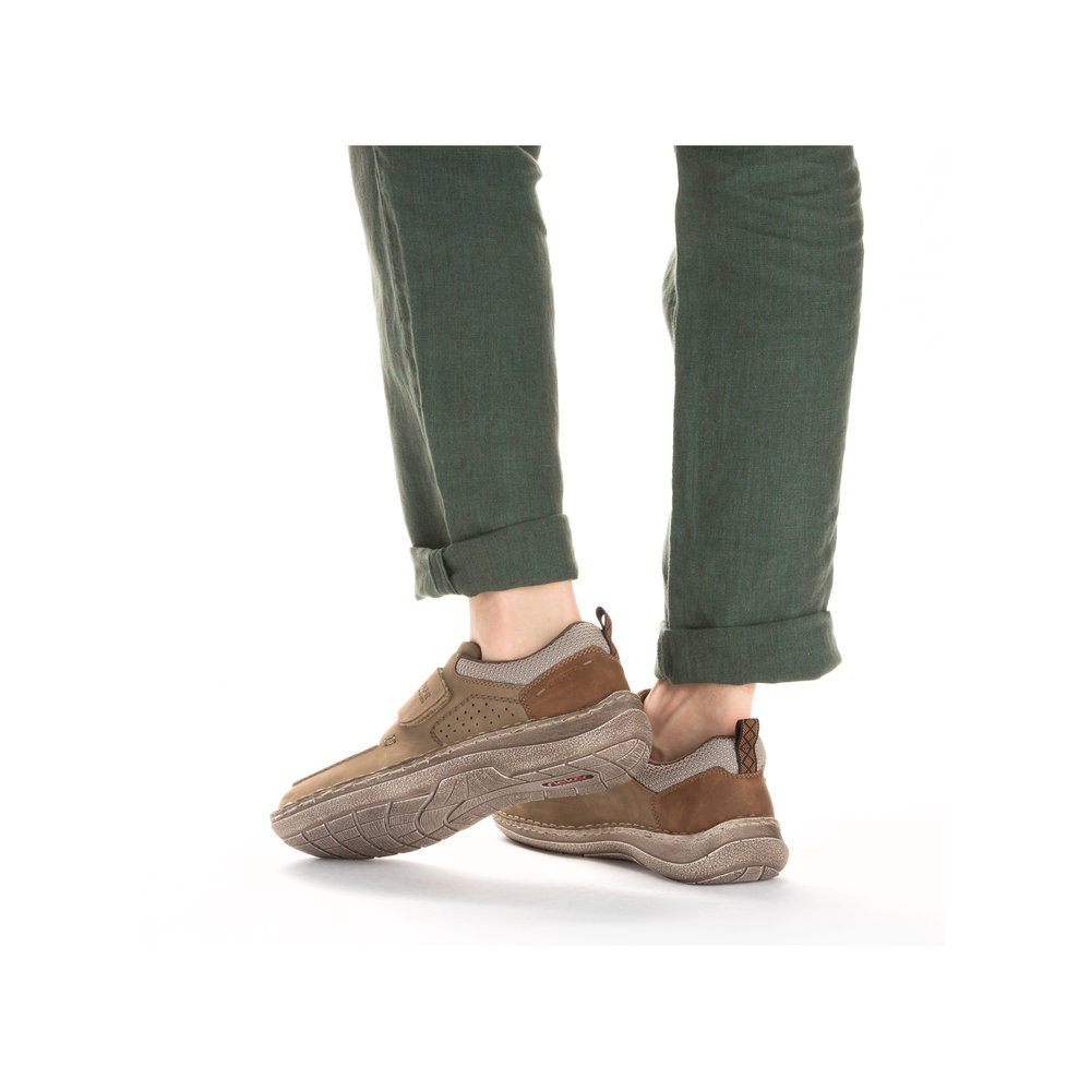 detail Pánské kožené polobotky Rieker 03058-64 béžová