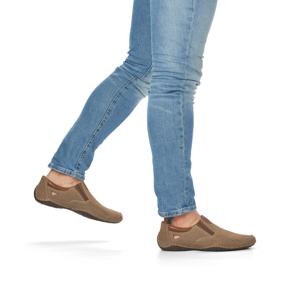 detail Pánské mokasíny Rieker 06350-25 hnědá