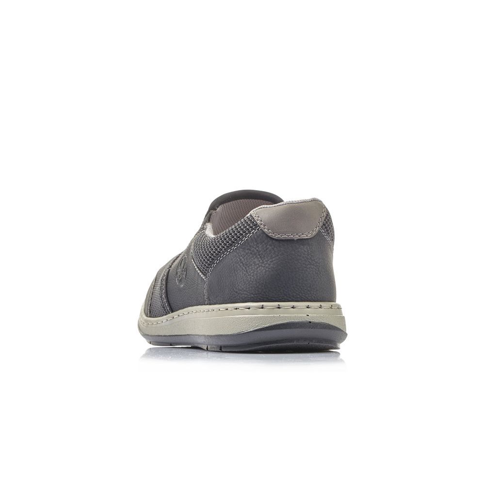 detail Pánské mokasíny Rieker 17363-00 černá