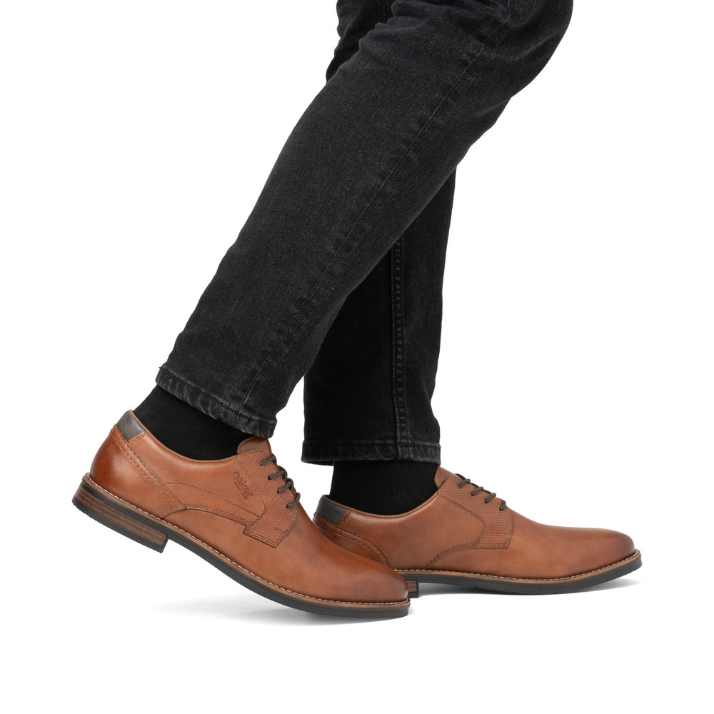 detail Pánské kožené polobotky Rieker 13523-24 hnědá