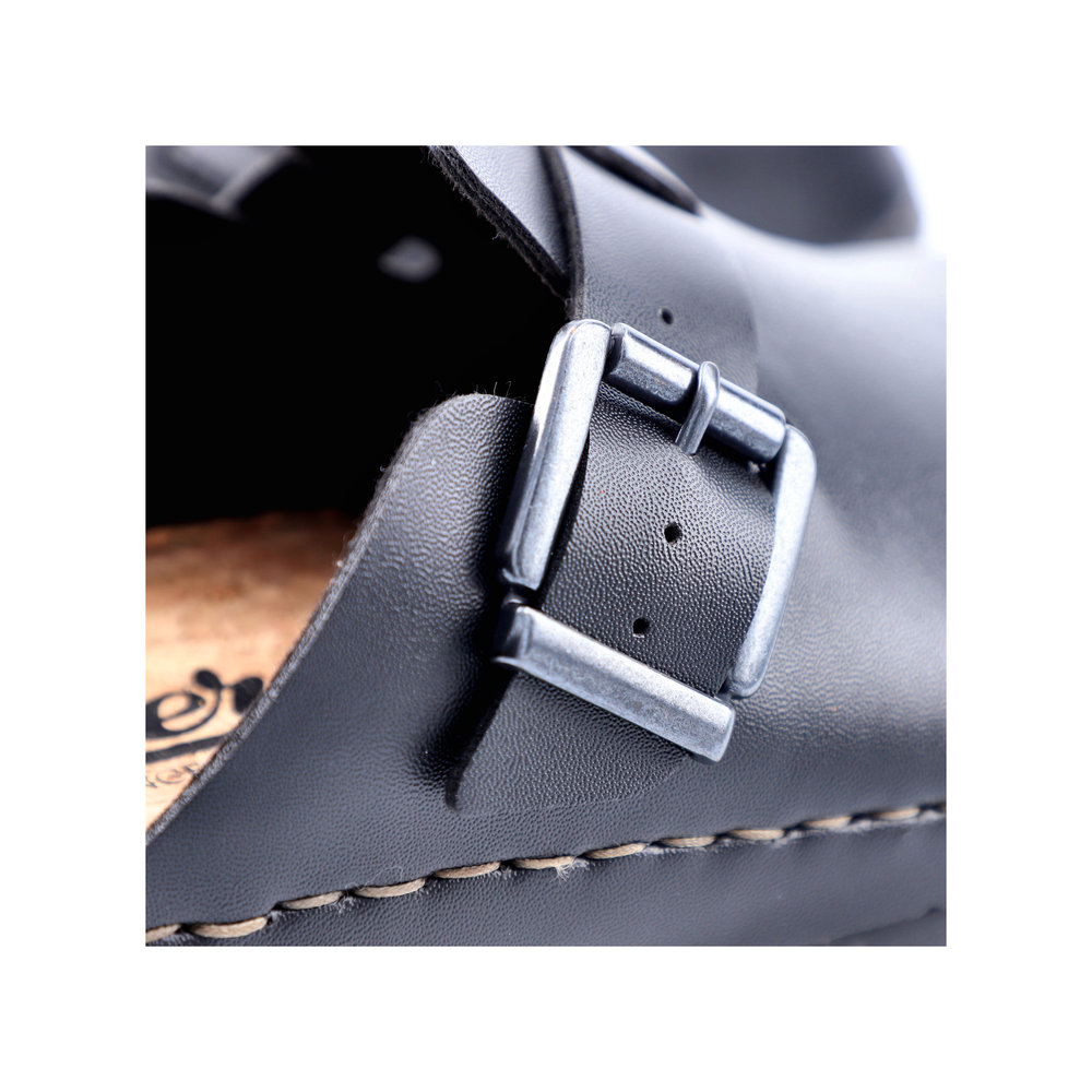 detail Pánské nazouváky Rieker 25680-00 černá