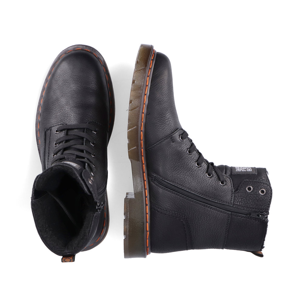 detail Pánská kotníková obuv Rieker 32602-00 černá