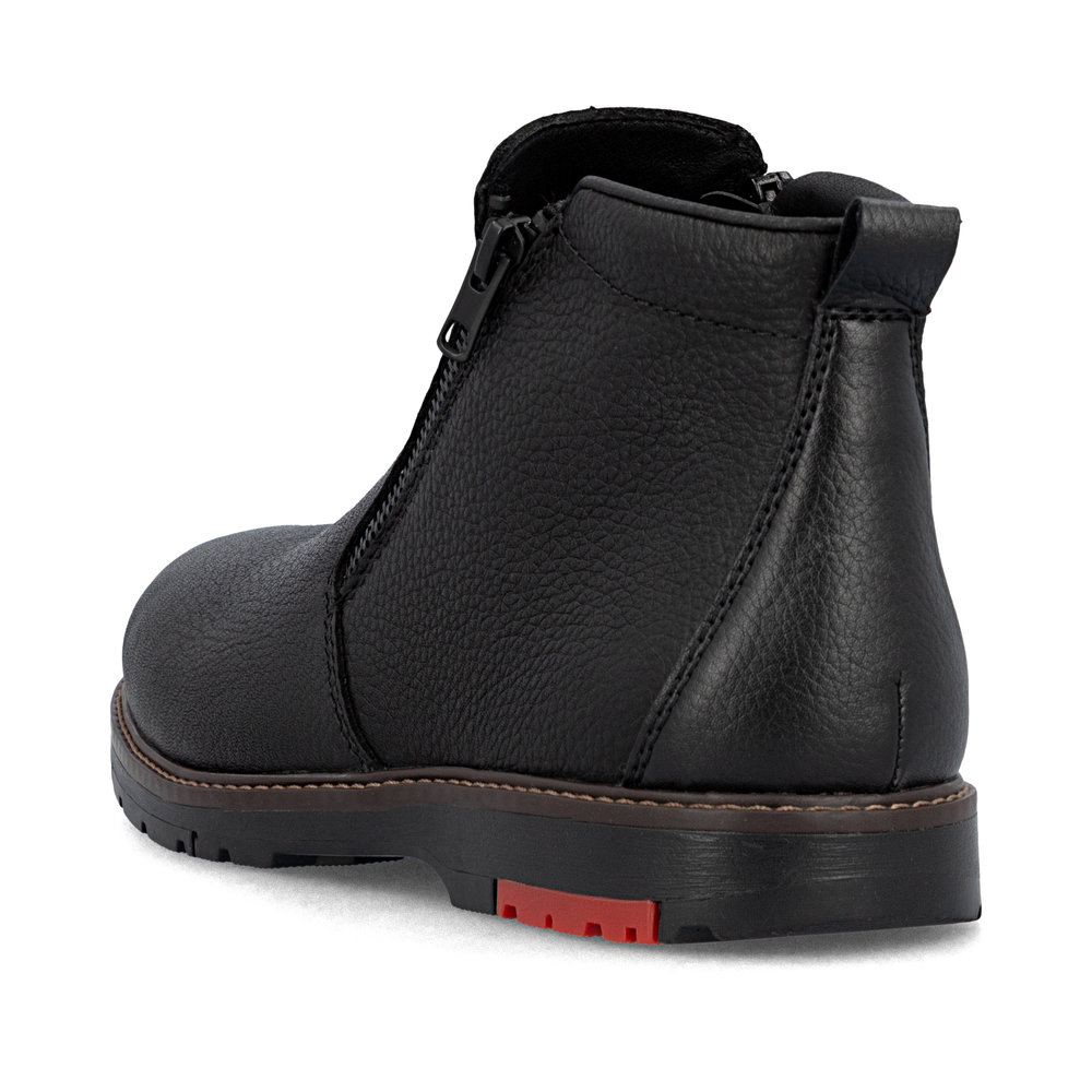 detail Pánská kožená kotníková obuv Rieker 10553-00 černá