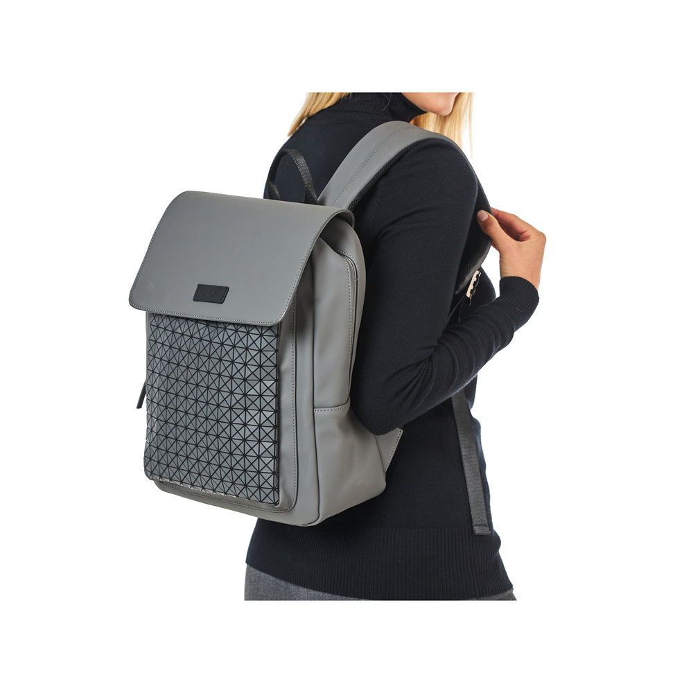 detail Dámský batoh Rieker H1649-40 šedá