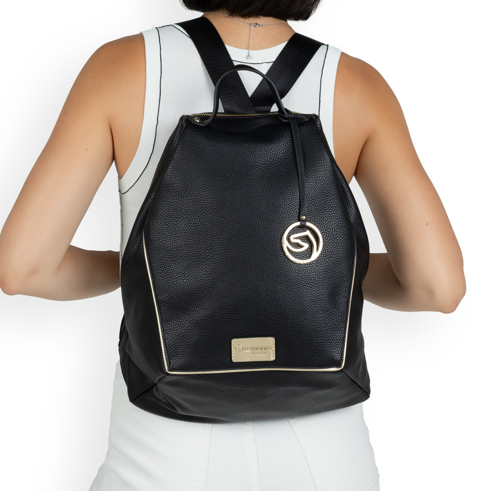 detail Dámský batoh Remonte Q0534-00 černá