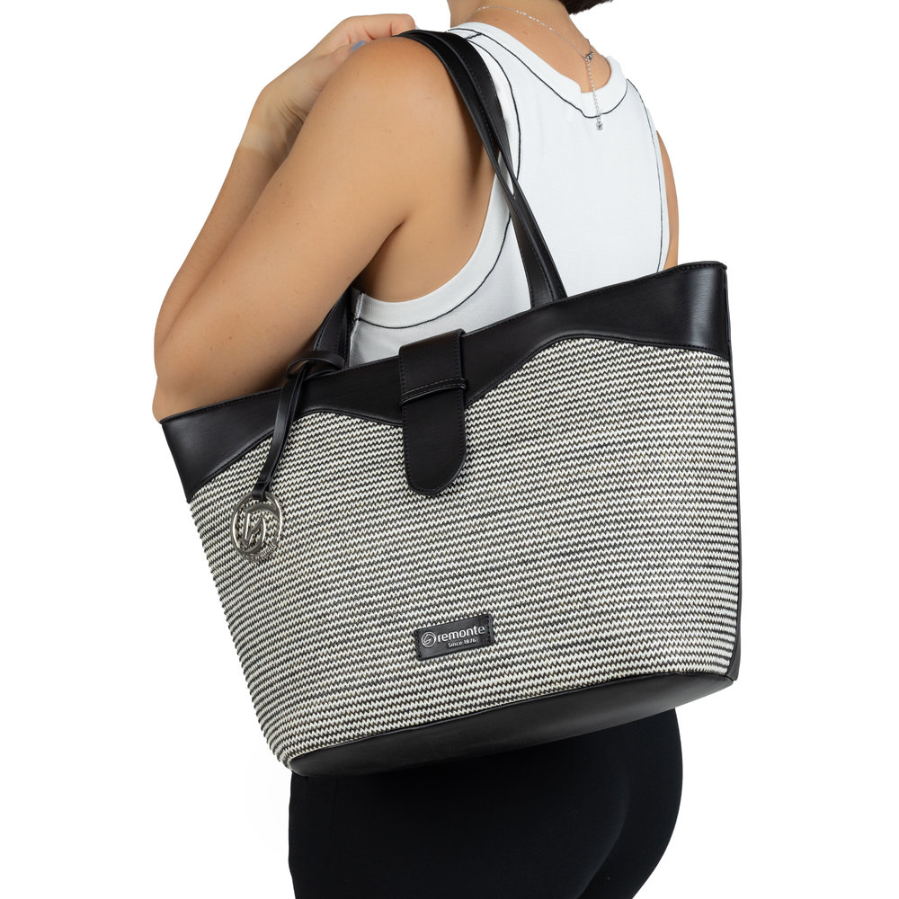 detail Dámská kabelka Remonte Q0579-02 černá