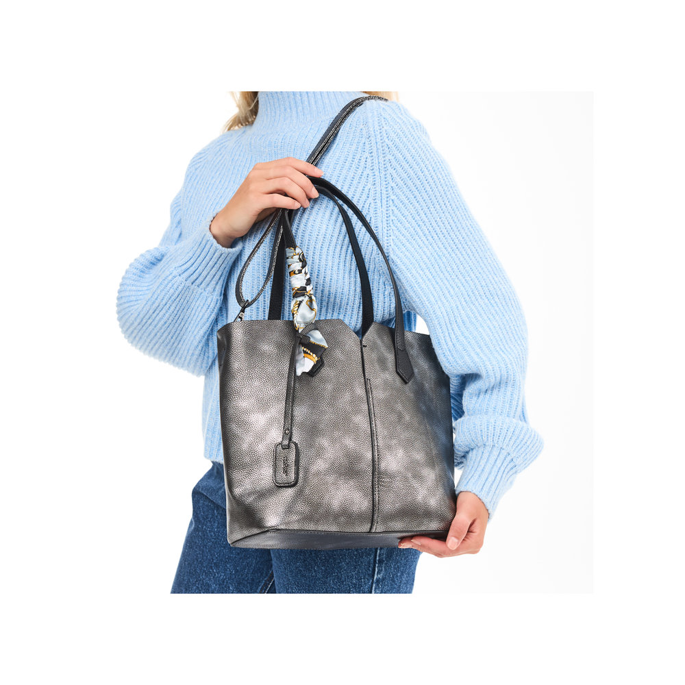 detail Dámská kabelka Rieker H1006-42 stříbrná