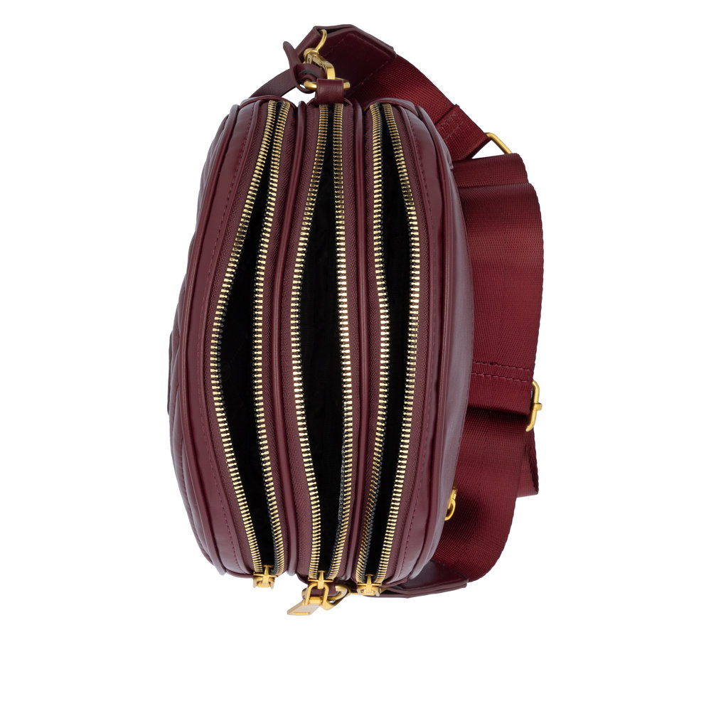 detail Kabelka Remonte Q0646-35 červená