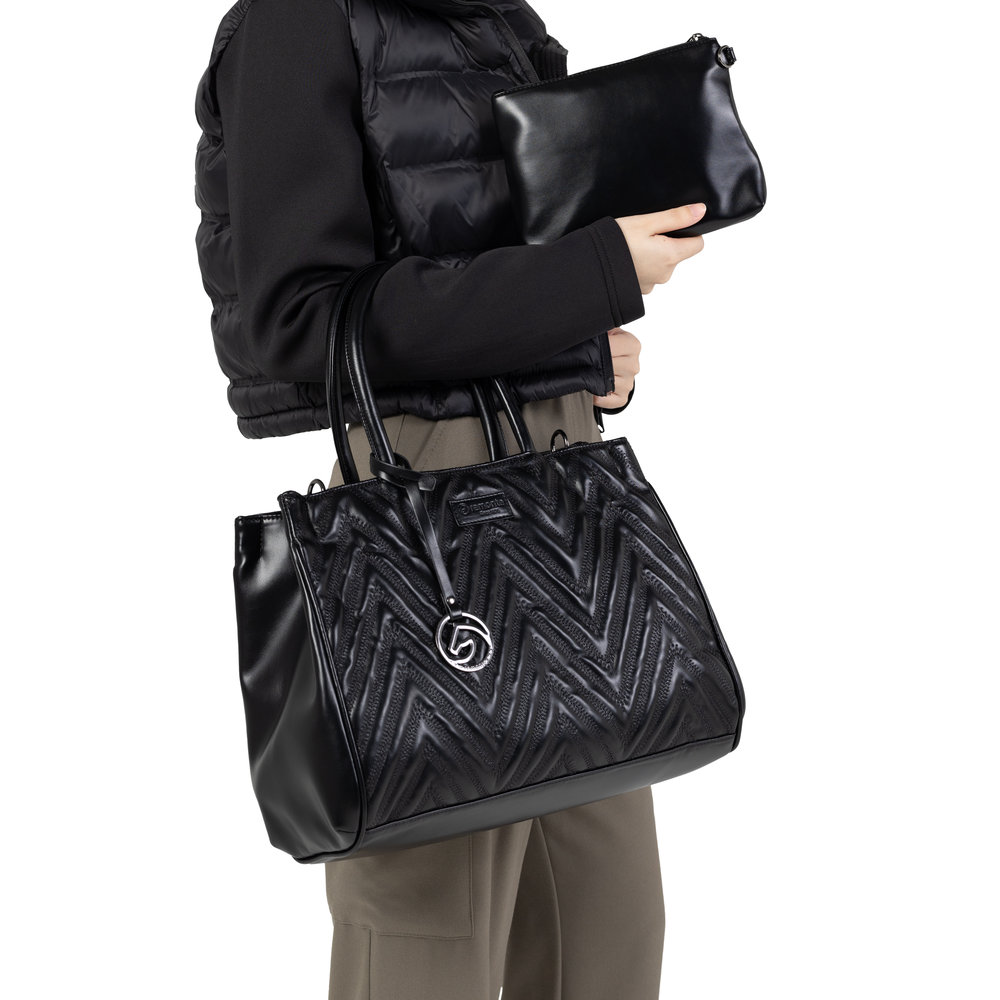 detail Dámská kabelka Remonte Q0724-00 černá