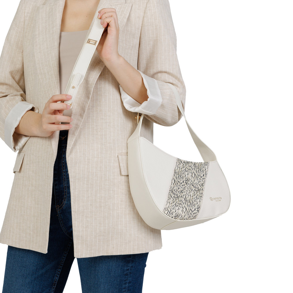 detail Dámská kabelka Remonte Q0672-61 béžová