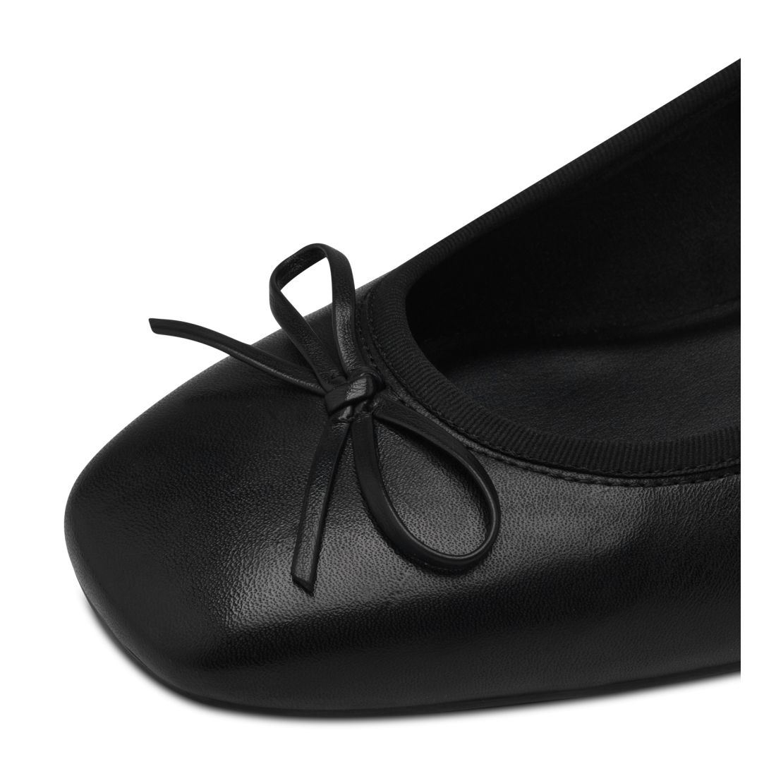 detail Dámské kožené lodičky Tamaris 22321-43 003 černá