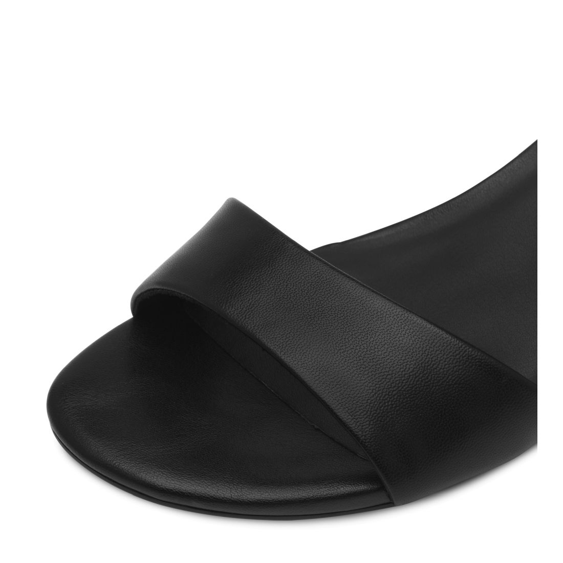 detail Dámské kožené sandály Tamaris 28250-42 001 černá