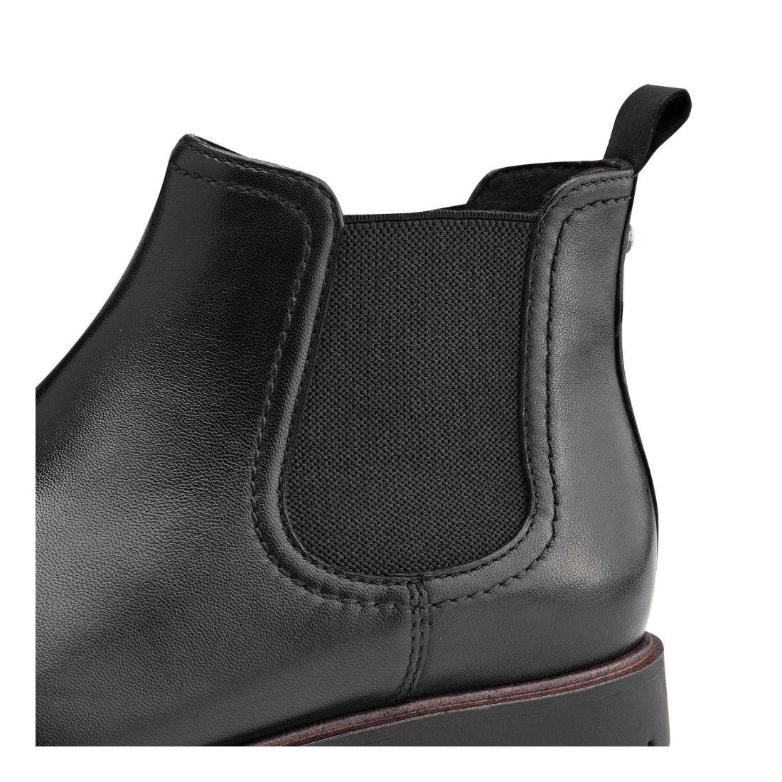 detail Dámská kožená kotníková obuv Tamaris 25348-43 003 černá