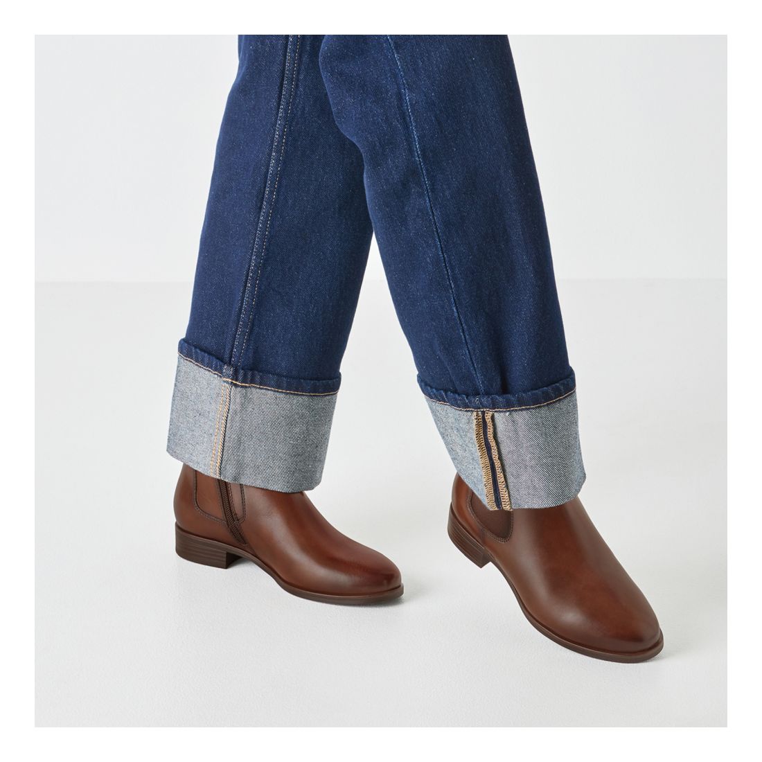 detail Dámská kožená kotníková obuv Tamaris 25377-45 311 hnědá