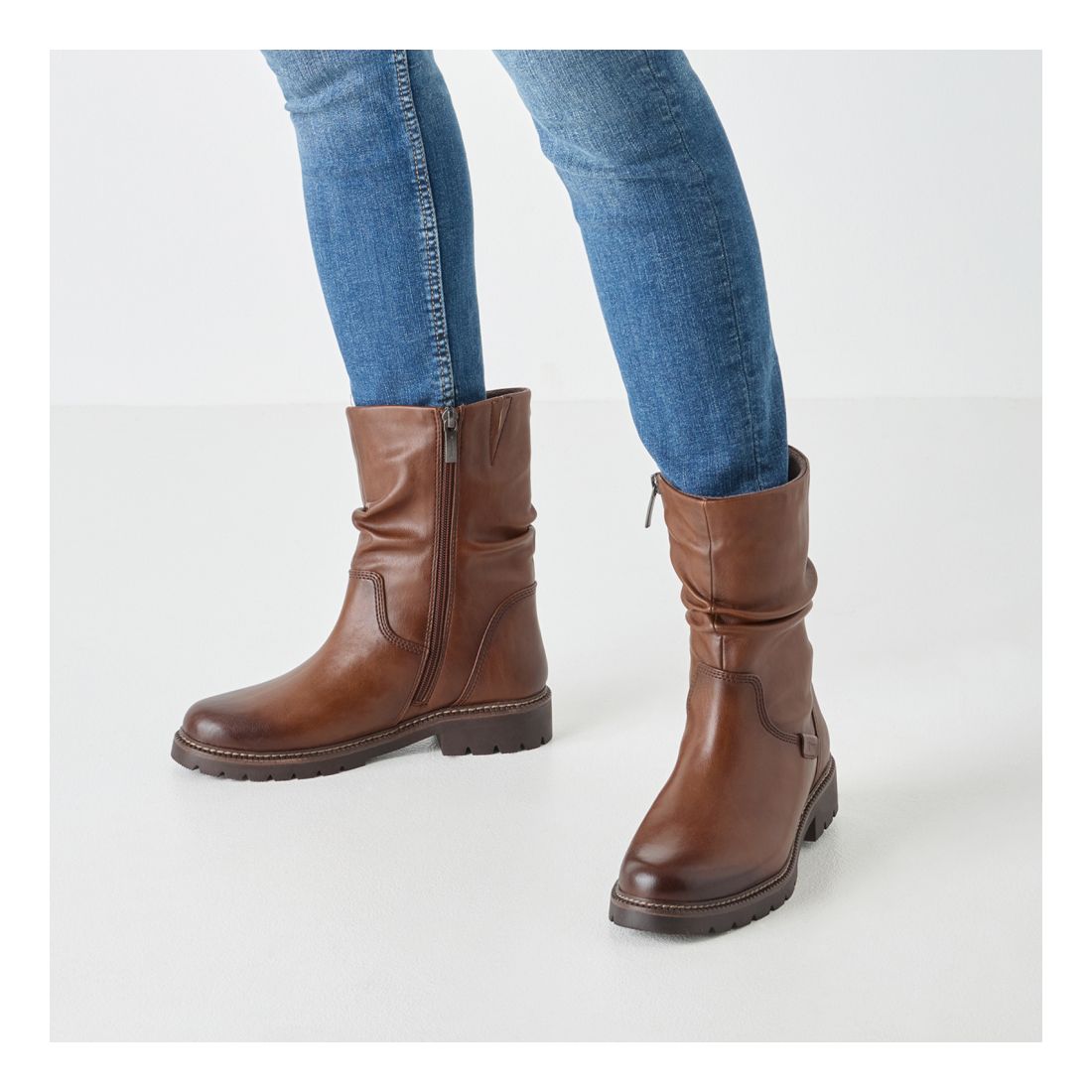 detail Dámská kotníková obuv Tamaris 25484-45 305 hnědá