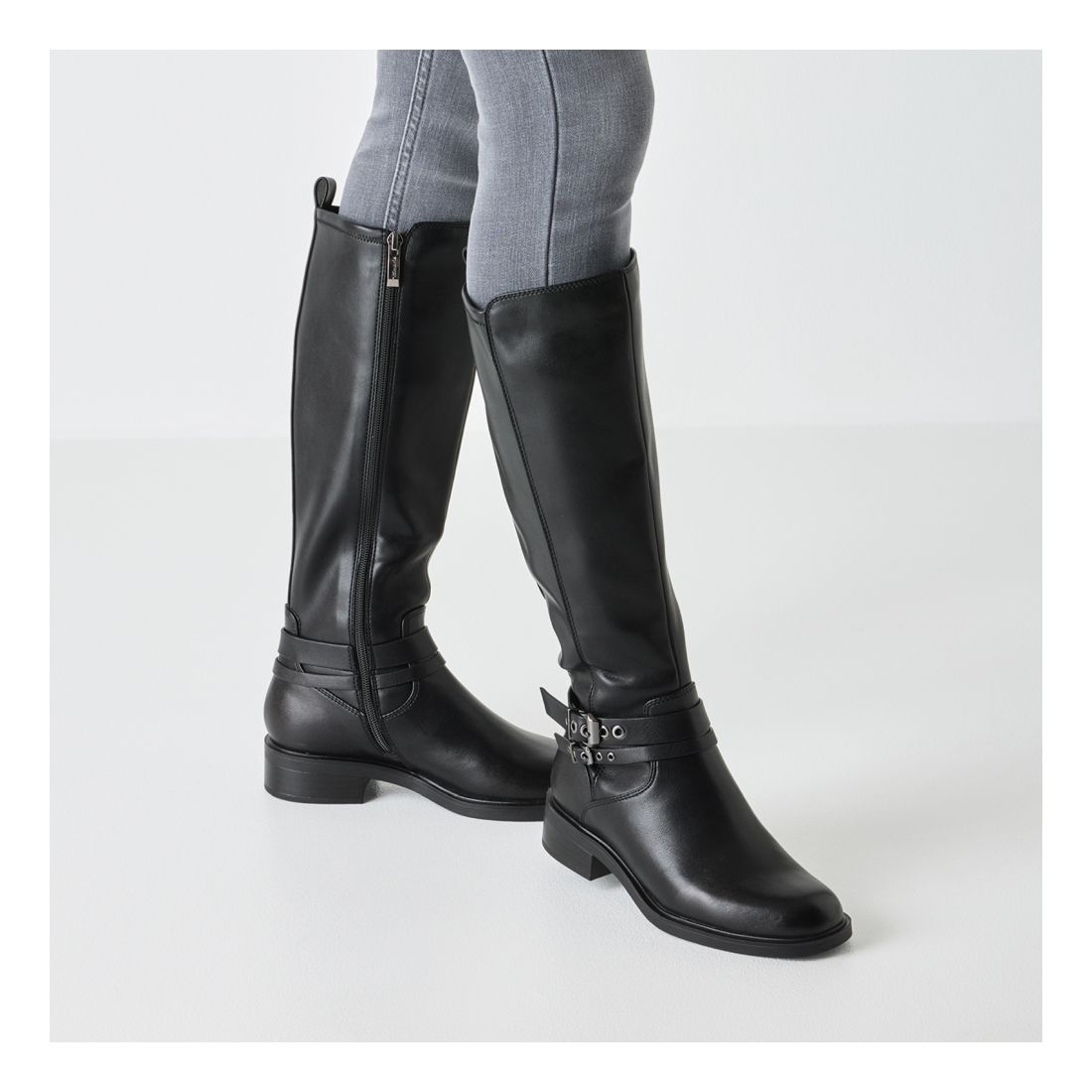 detail Dámské kozačky Tamaris 25612-45 001 černá