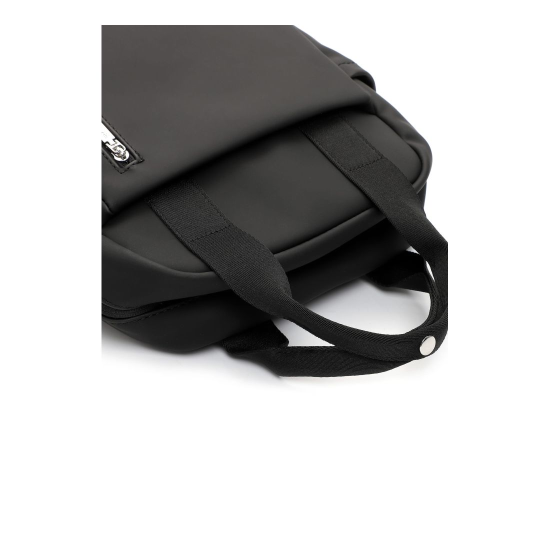 detail Dámský batoh Tamaris 33470,100 černá