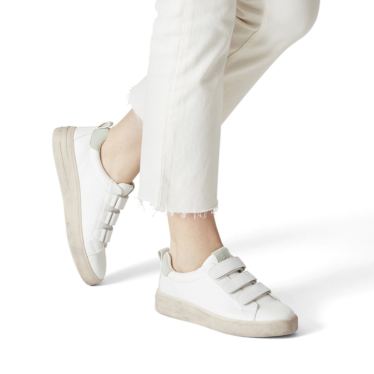 detail Dámské tenisky Tamaris 24712-28 151 bílá