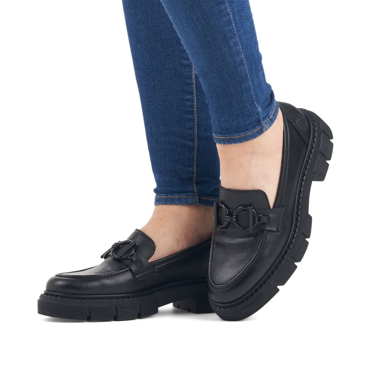 detail Dámské mokasíny Rieker M3857-00 černá