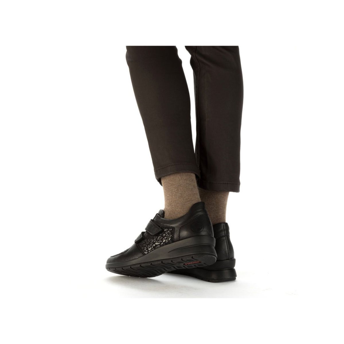 detail Dámské polobotky Rieker L4868-00 černá