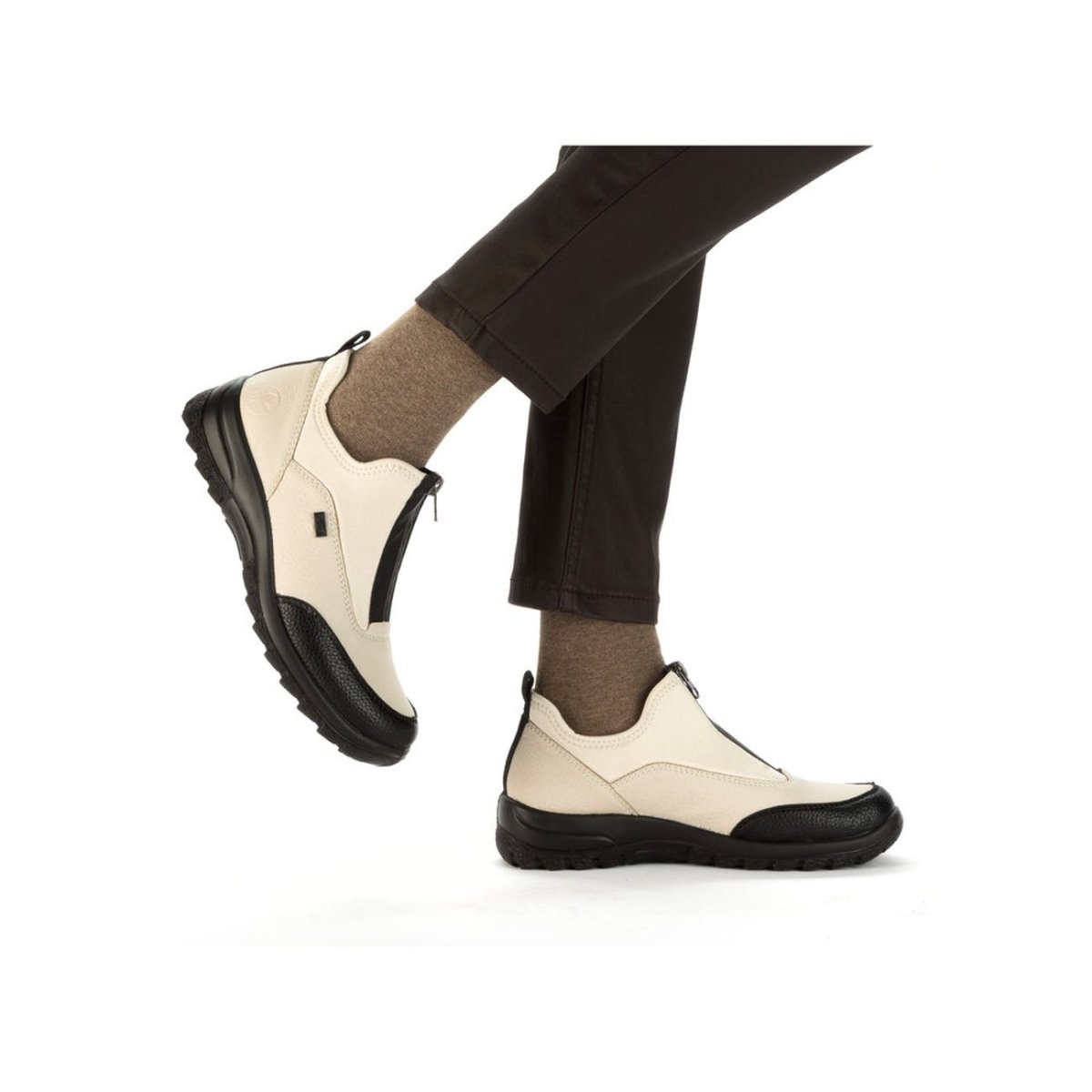 detail Dámské polobotky Rieker L7153-60 béžová