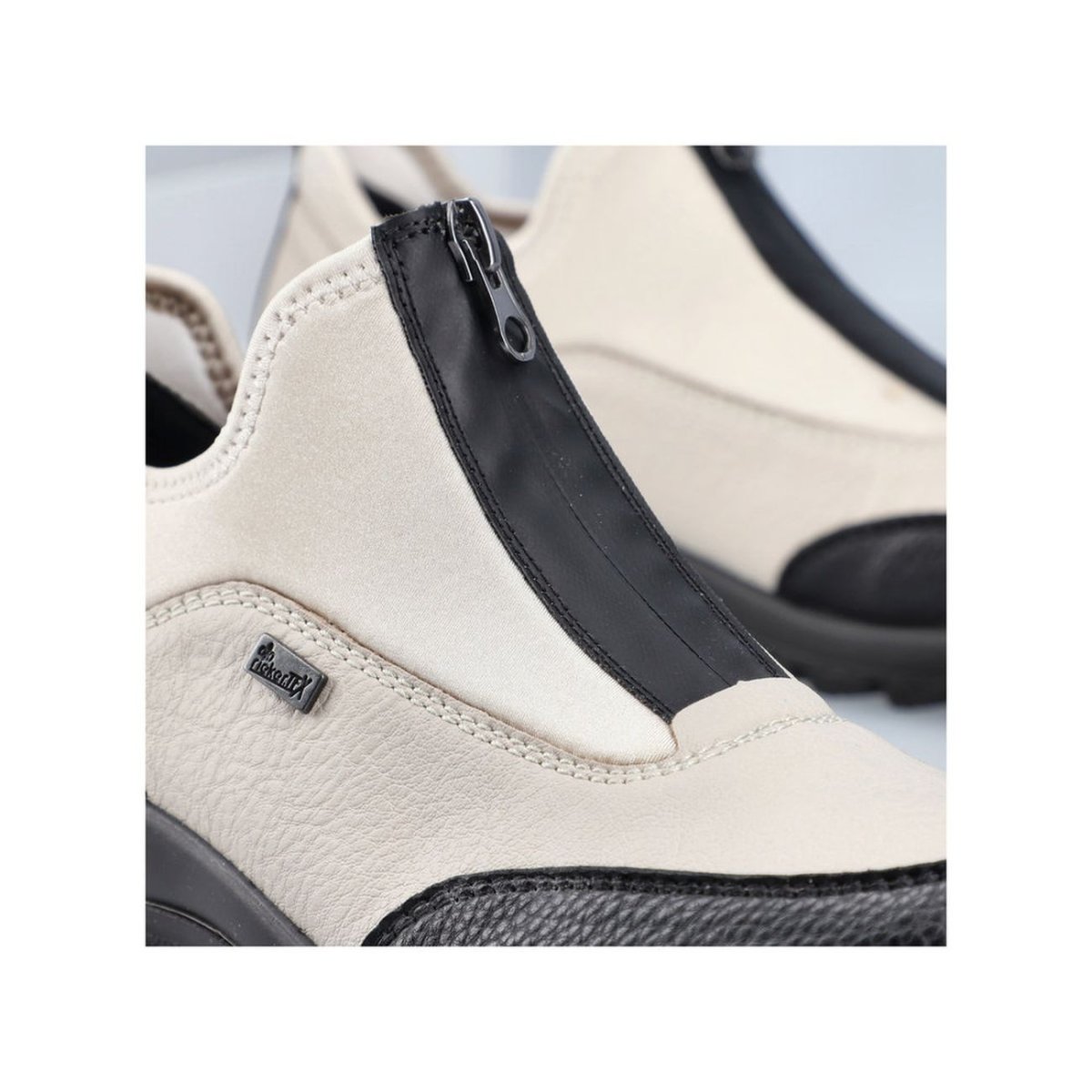 detail Dámské polobotky Rieker L7153-60 béžová