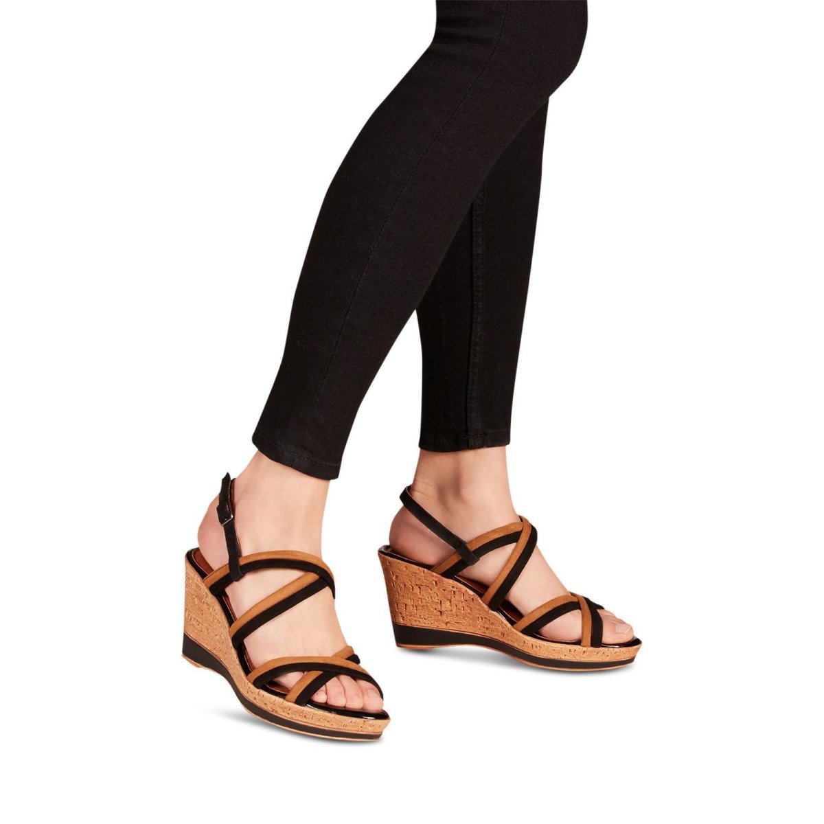 detail Dámské sandály Tamaris 28009-24 471 hnědá