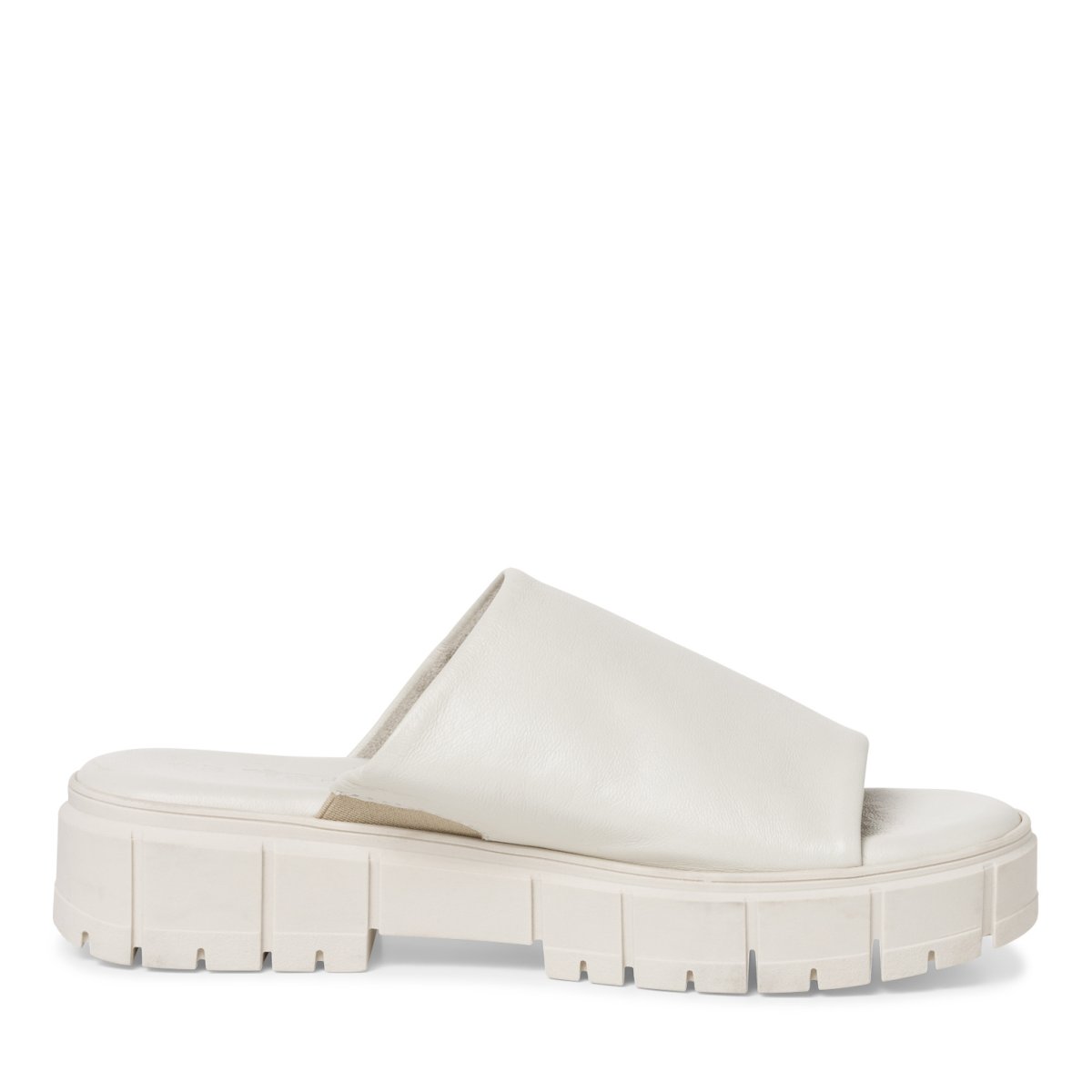 detail Dámské kožené pantofle Tamaris 27252-20 104 bílá