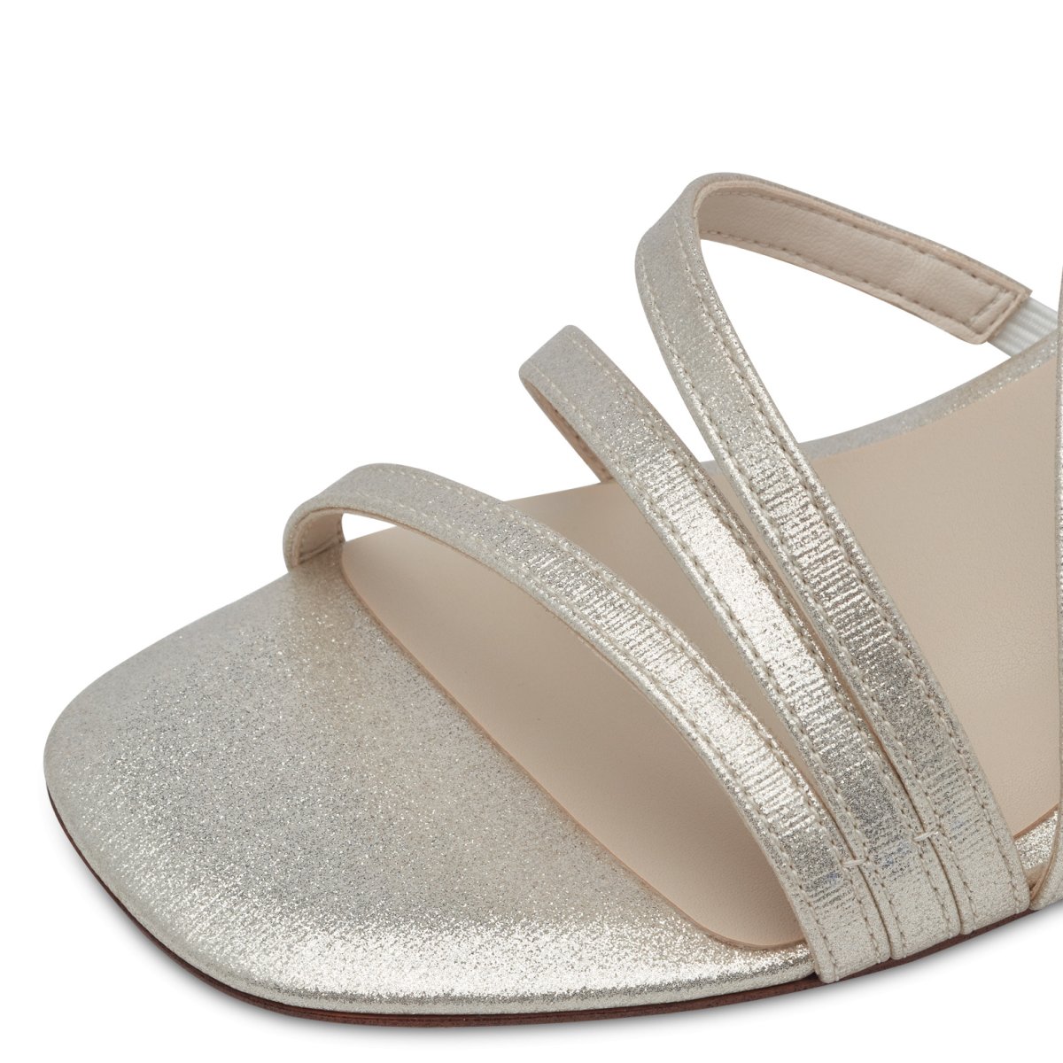 detail Dámské sandály Tamaris 28205-44 179 champagne