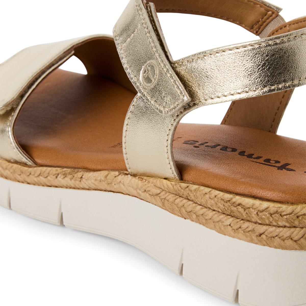 detail Dámské kožené sandály Tamaris 28220-44 965 zlatá