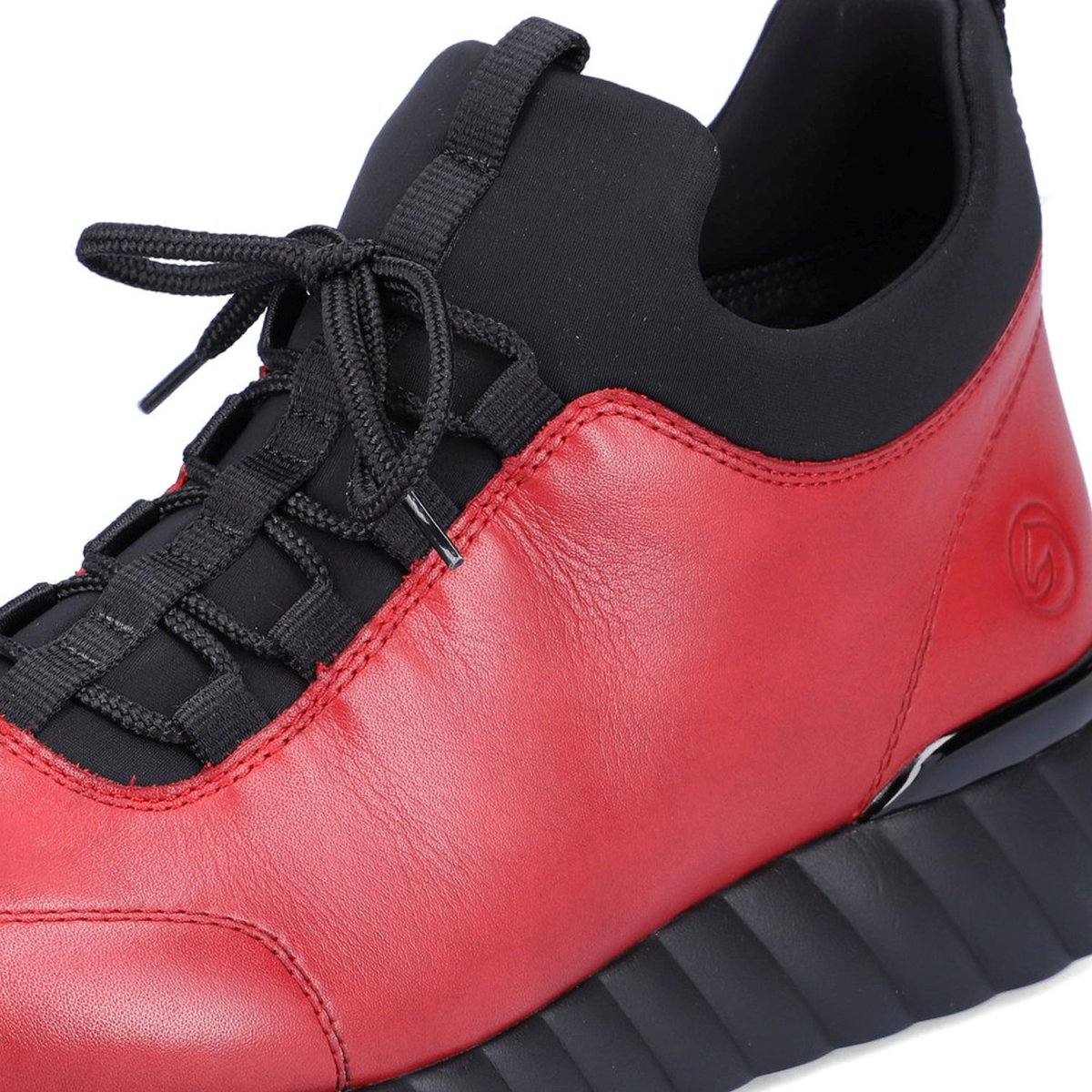 detail Dámské kožené tenisky Remonte D5977-34 vínová