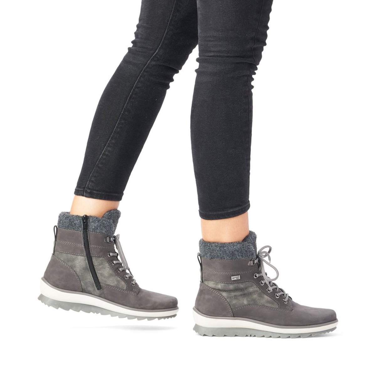 detail Dámská kožená kotníková obuv Remonte R8477-45 šedá