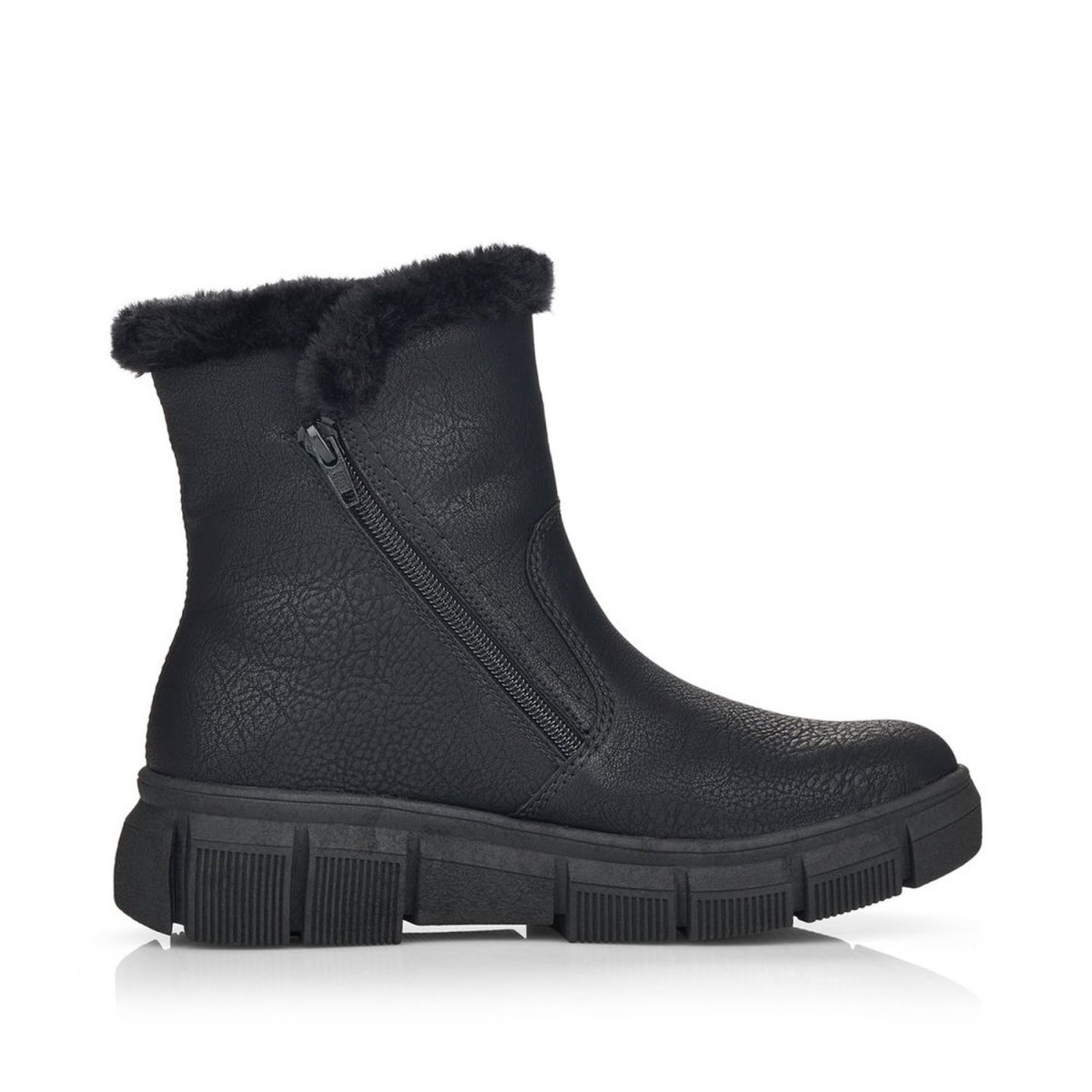 detail Dámská kotníková obuv Rieker X3461-00 černá