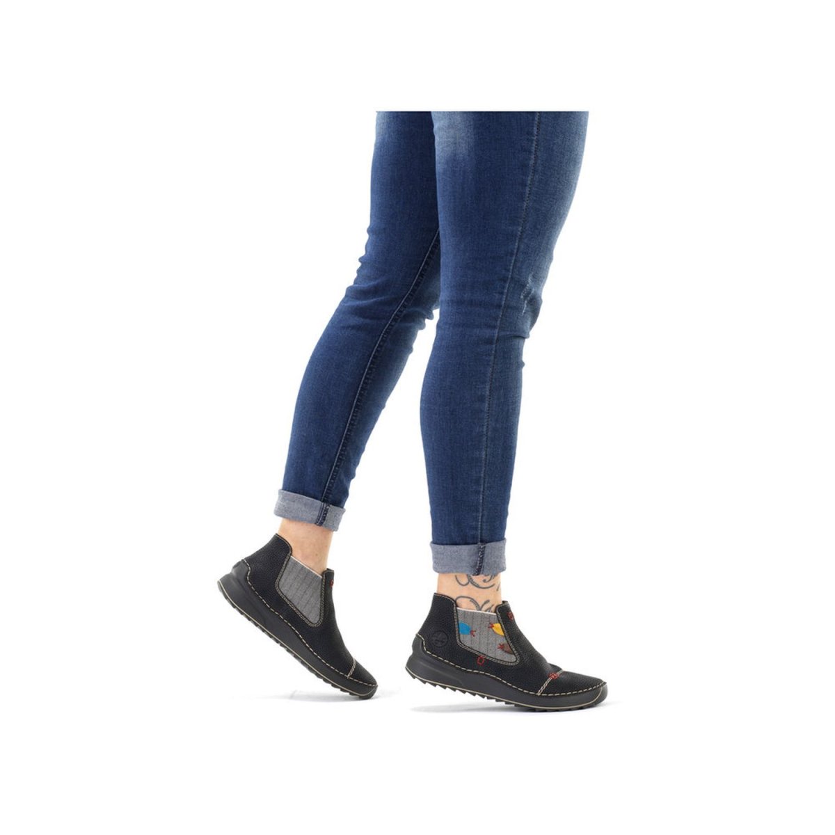 detail Dámská kotníková obuv Rieker 51592-00 černá