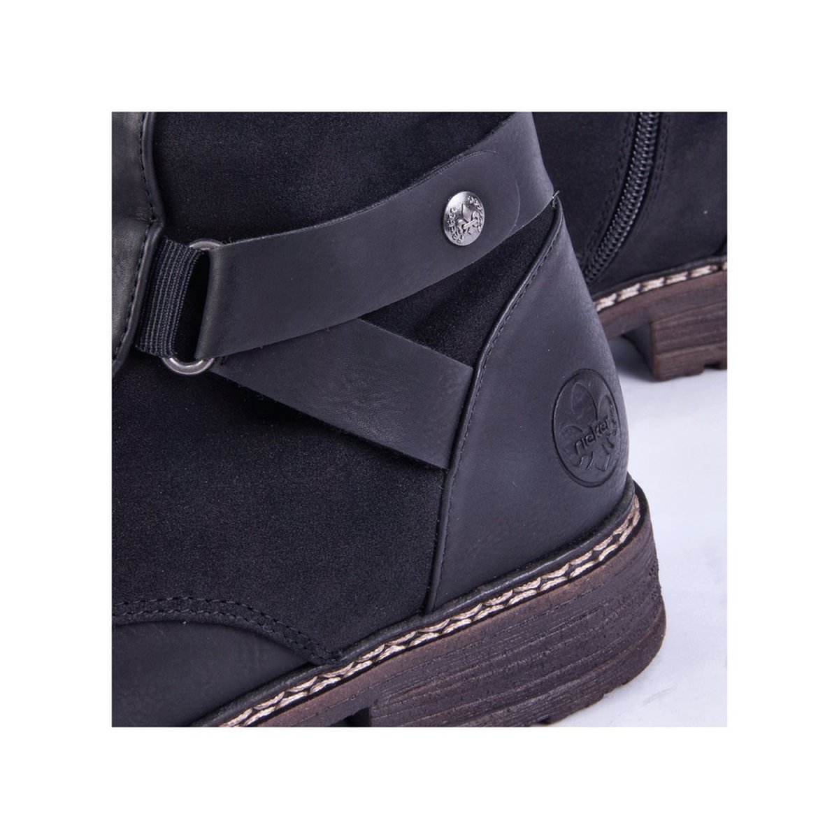 detail Dámské kozačky Rieker 94732-00 černá