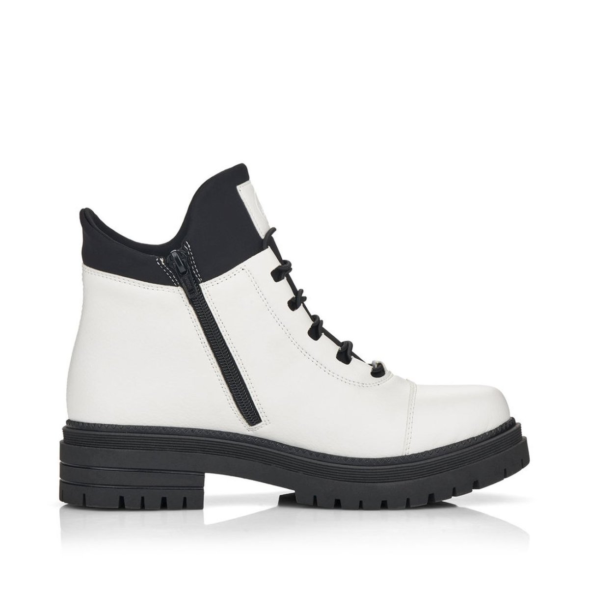 detail Dámská kotníková obuv Rieker Y3163-80 bílá