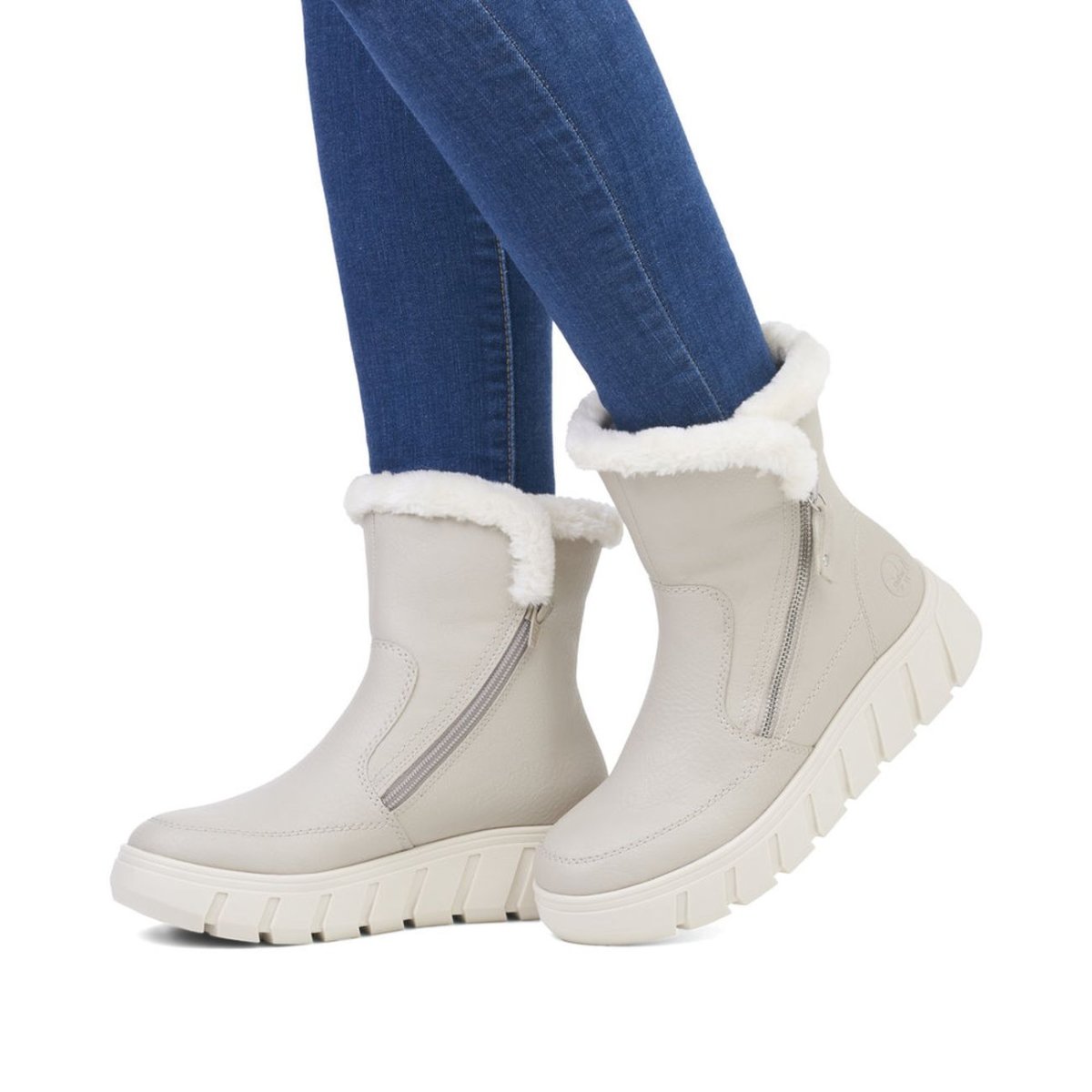 detail Dámská kotníková obuv Rieker Y3581-60 béžová