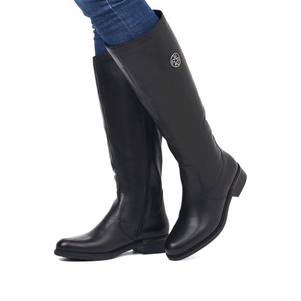 detail Dámské kožené kozačky Rieker Z5375-00 černá