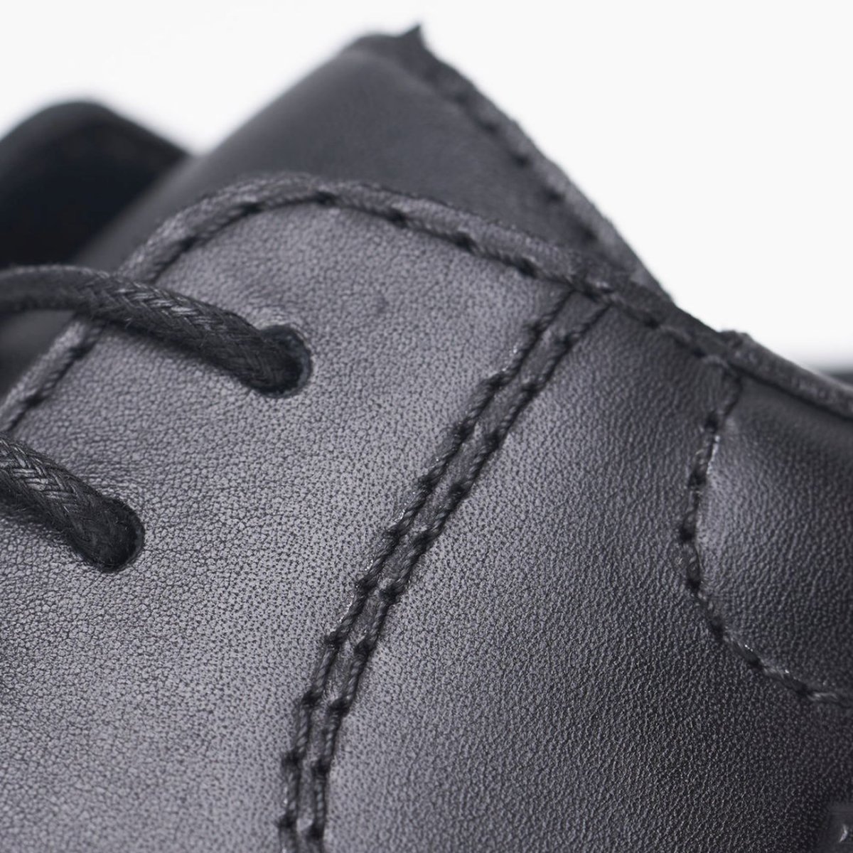 detail Pánské polobotky Rieker 10304-00 černá