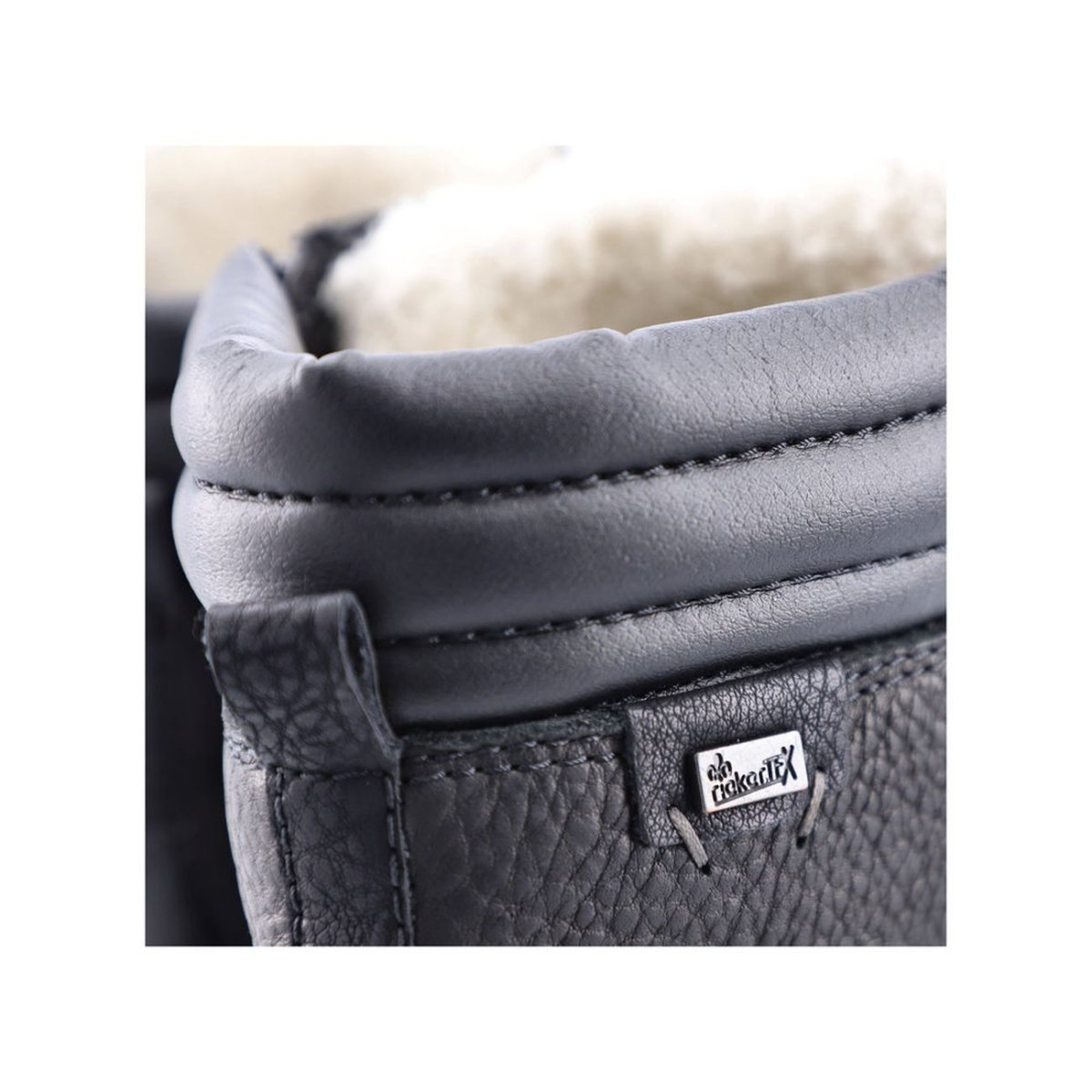 detail Pánská kotníková obuv Rieker F3600-00 černá