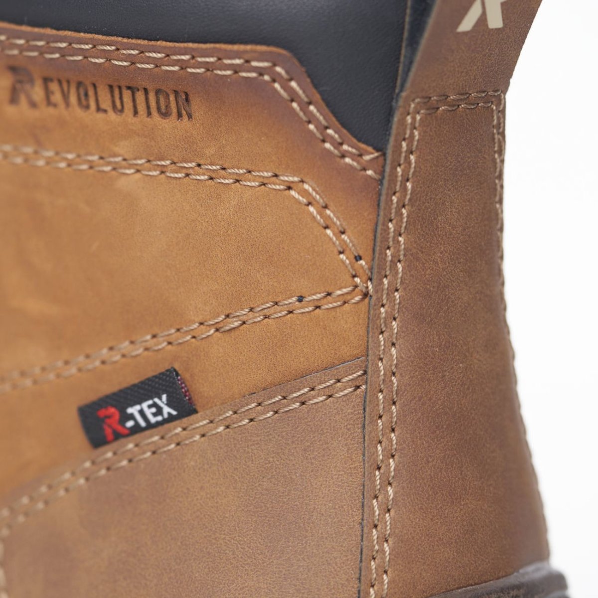 detail Pánská kotníková obuv Rieker Revolution U0272-68 hnědá