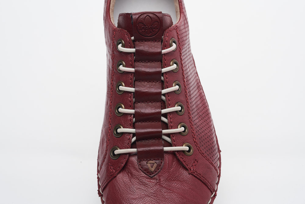 detail Dámské polobotky Rieker 52585-35 vínová