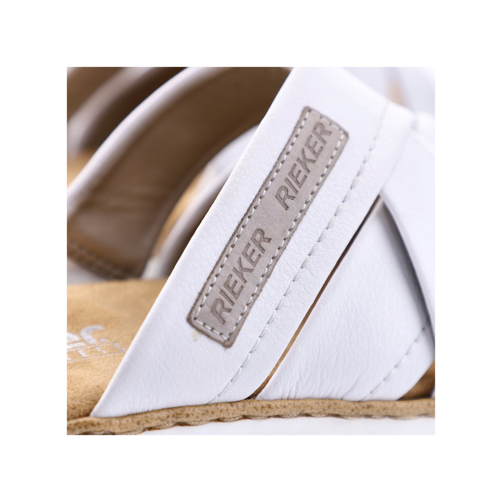 detail Dámské kožené pantofle Rieker V0250-80 bílá