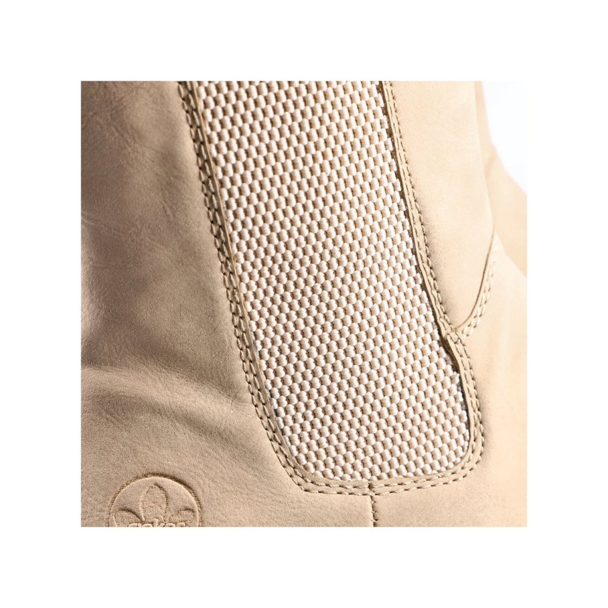 detail Dámská kotníková obuv Rieker X5752-60 béžová