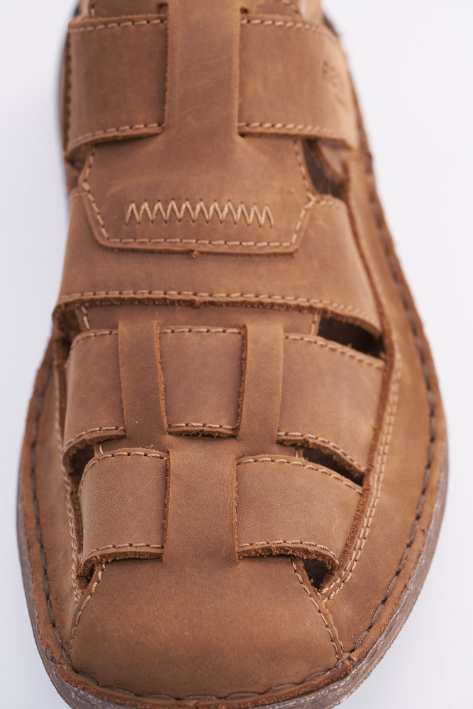 detail Pánské kožené sandály Rieker 03078-25 hnědá